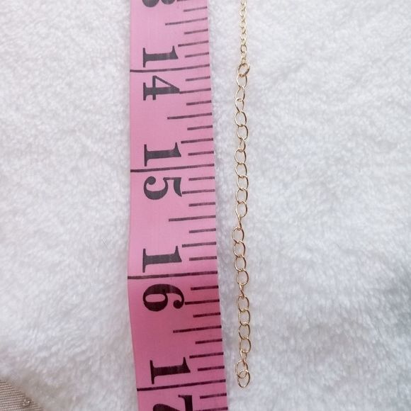 Floating Heart Gold Pendant Necklace - Picture 7 of 8